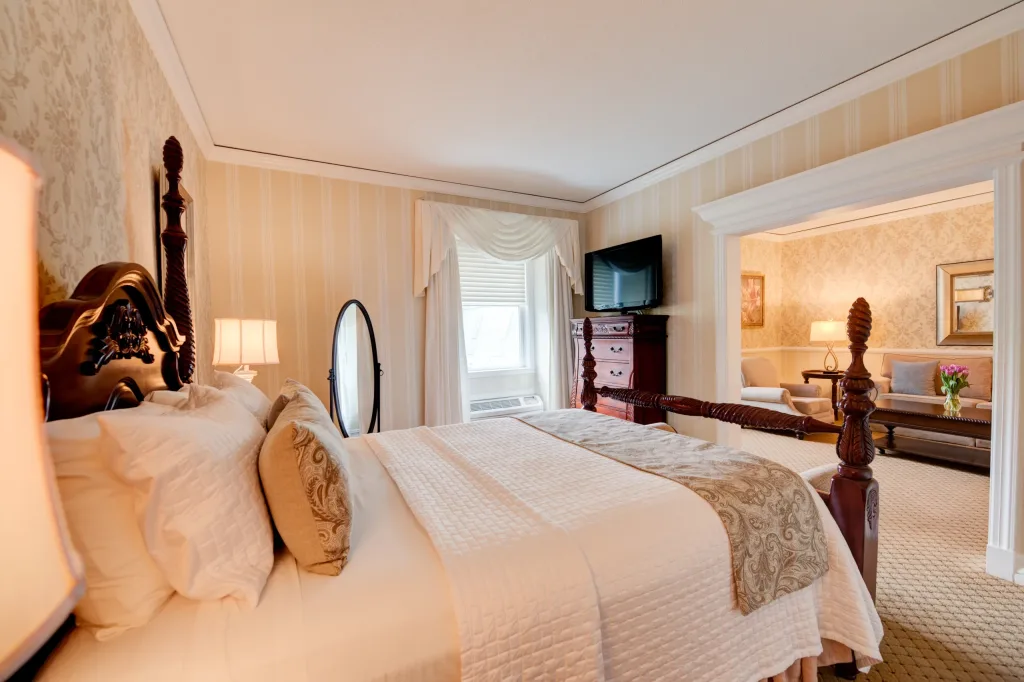 dolley madison suite nassau inn hotel princeton scaled