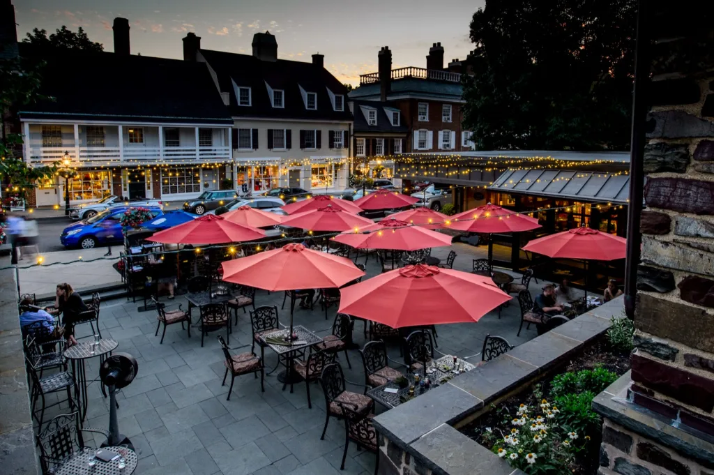 yankee doodle tap room patio